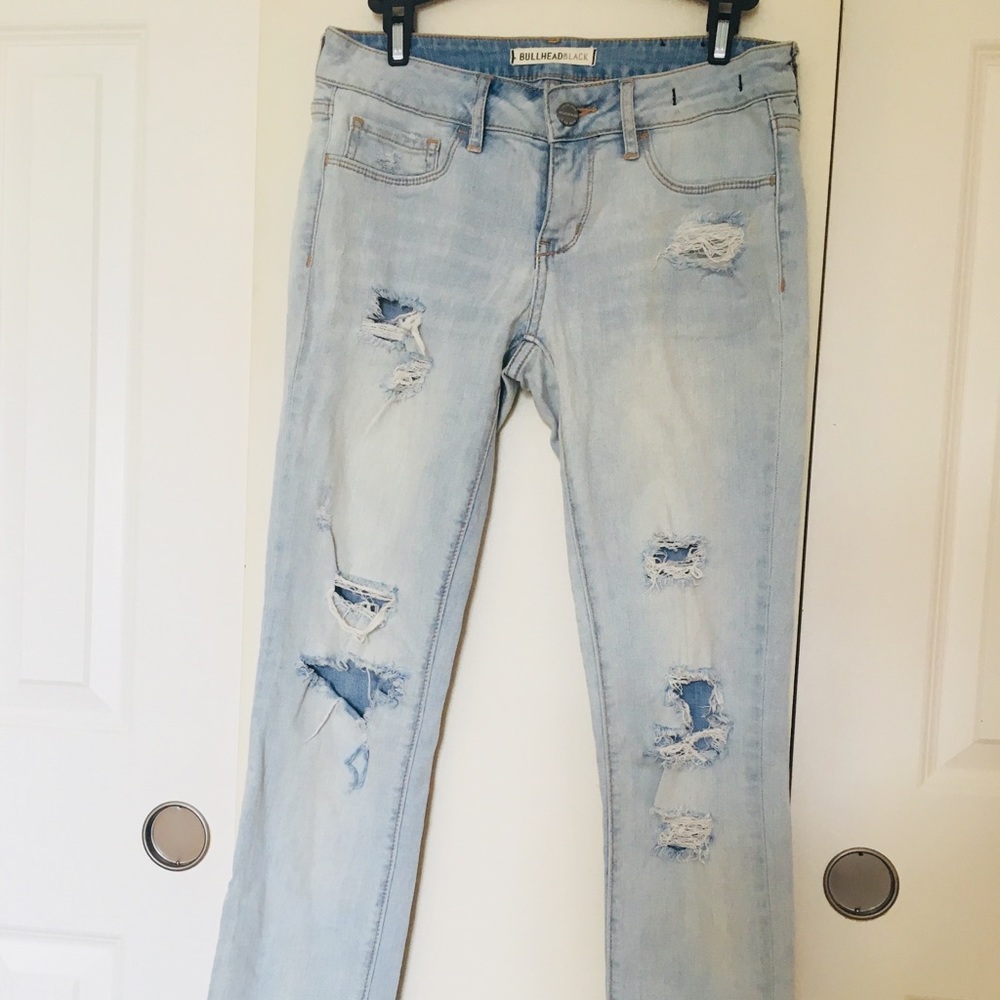 Bullhead Skinny Jeans.